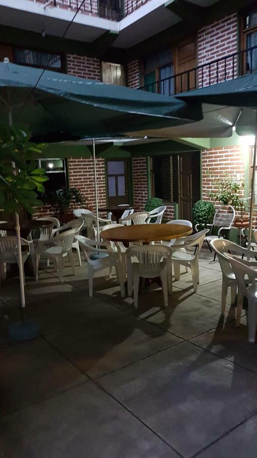 Hostel Buen Descanso Sucre Exterior foto